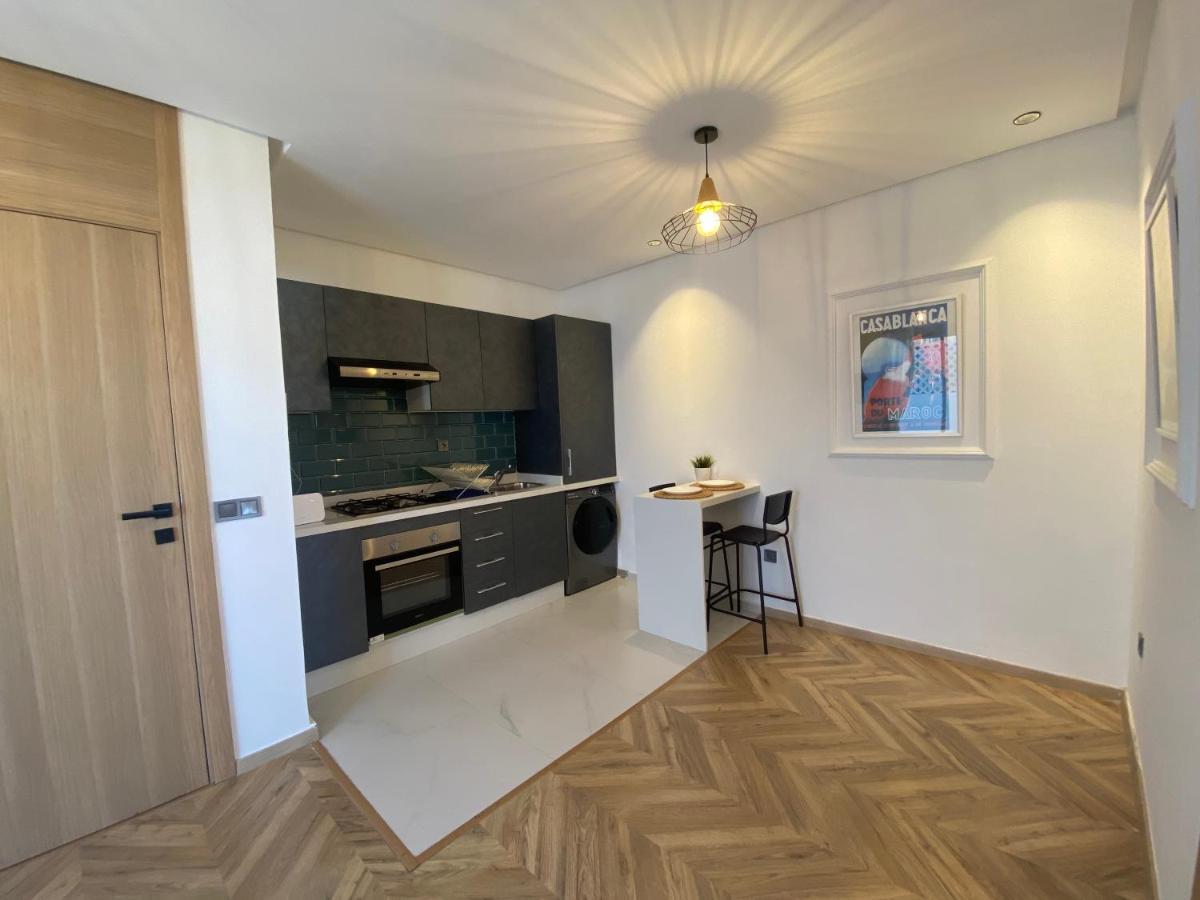 Spacious New 1-Bedroom Unit In Downtown W Terrace And Free Parking 카사블랑카 외부 사진